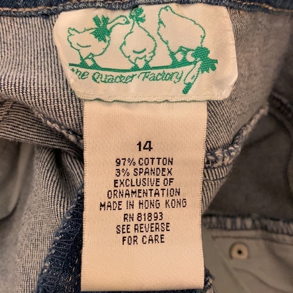 The Quacker Factory Size 14 High rise jeans with Martini glasses in rhinestones - Picture 7 of 8